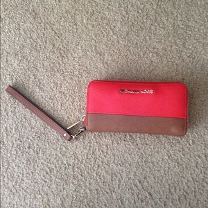 Michael Kors wristlet/wallet